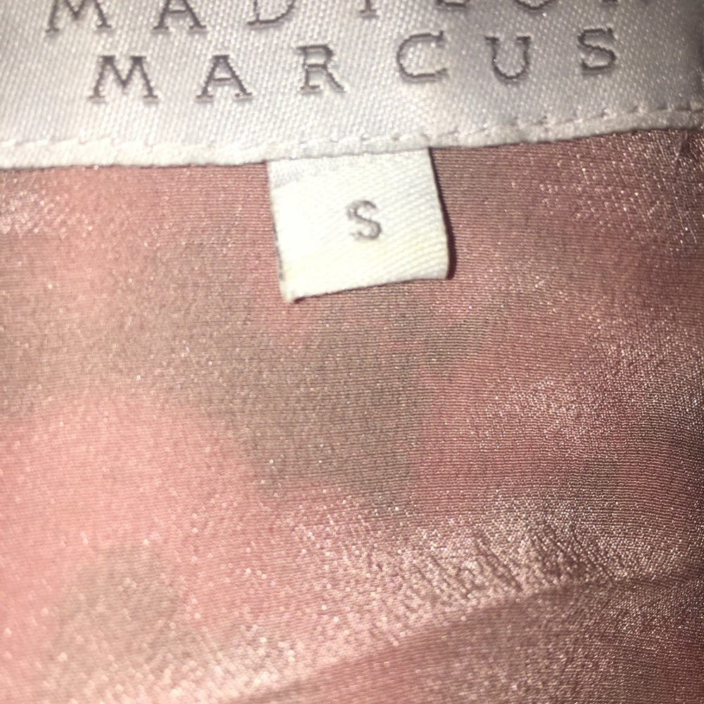 Tops - Picture 5 of 5